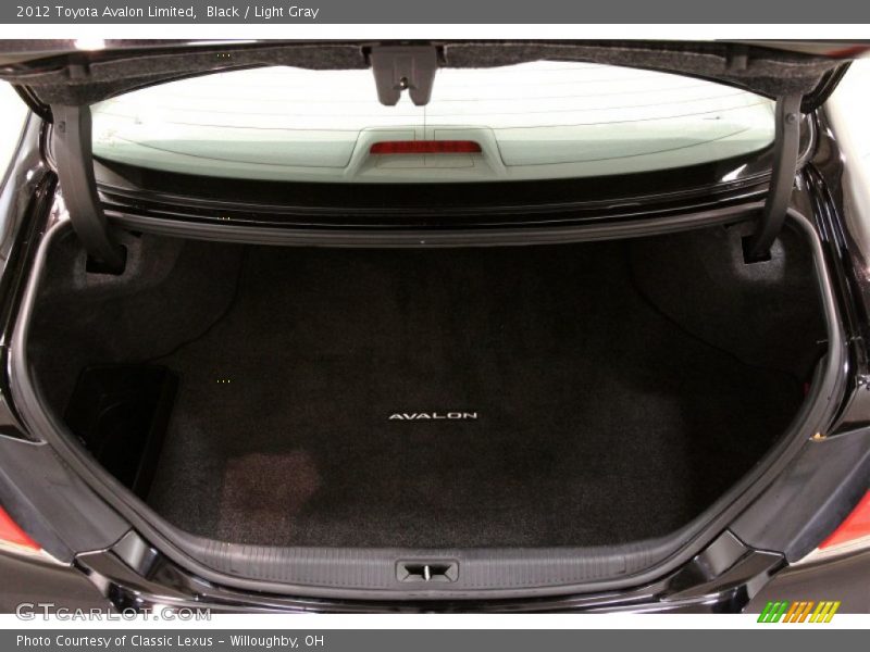 Black / Light Gray 2012 Toyota Avalon Limited