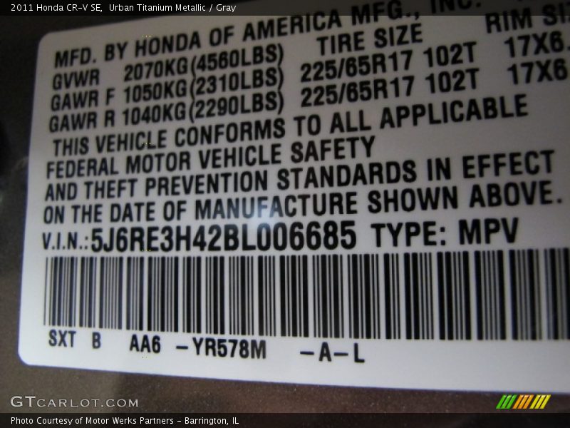 Urban Titanium Metallic / Gray 2011 Honda CR-V SE