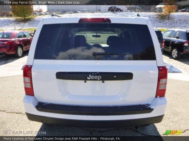 Bright White / Dark Slate Gray 2014 Jeep Patriot Sport