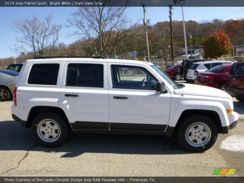 Bright White / Dark Slate Gray 2014 Jeep Patriot Sport