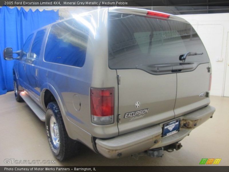 Mineral Grey Metallic / Medium Pebble 2005 Ford Excursion Limited 4X4