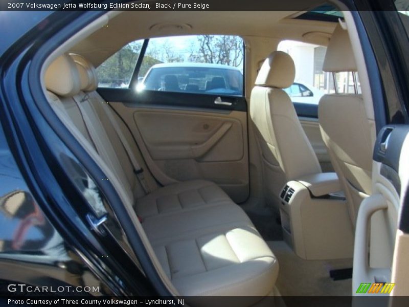 Black / Pure Beige 2007 Volkswagen Jetta Wolfsburg Edition Sedan
