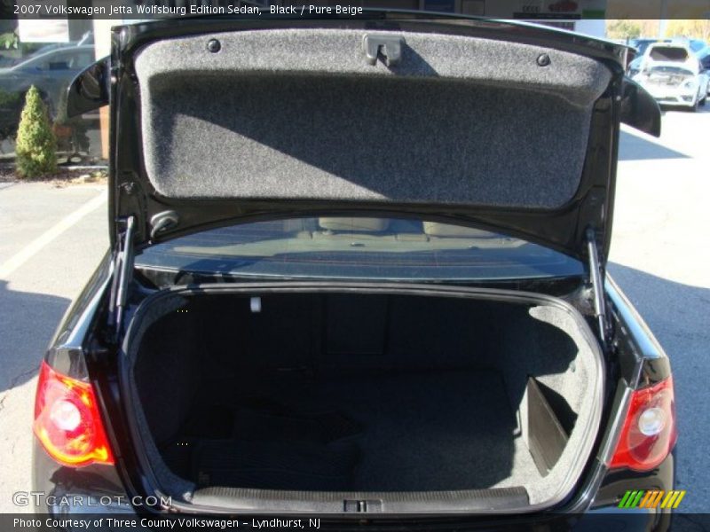 Black / Pure Beige 2007 Volkswagen Jetta Wolfsburg Edition Sedan