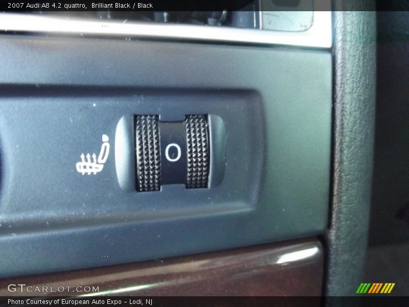 Brilliant Black / Black 2007 Audi A8 4.2 quattro