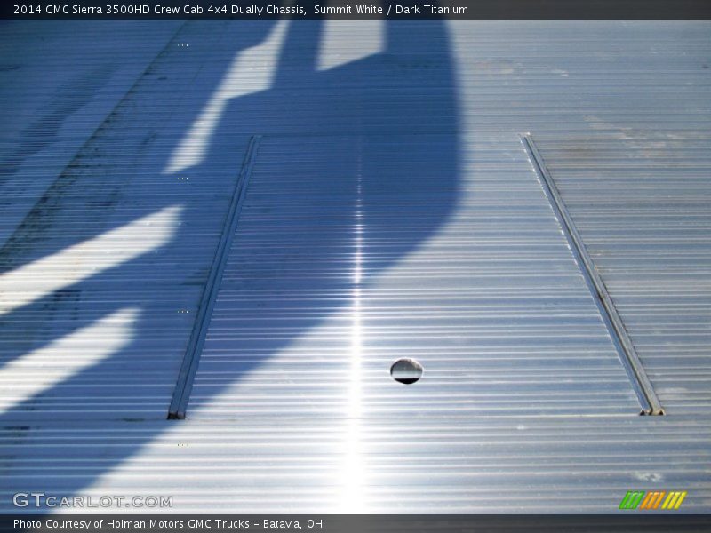 Summit White / Dark Titanium 2014 GMC Sierra 3500HD Crew Cab 4x4 Dually Chassis