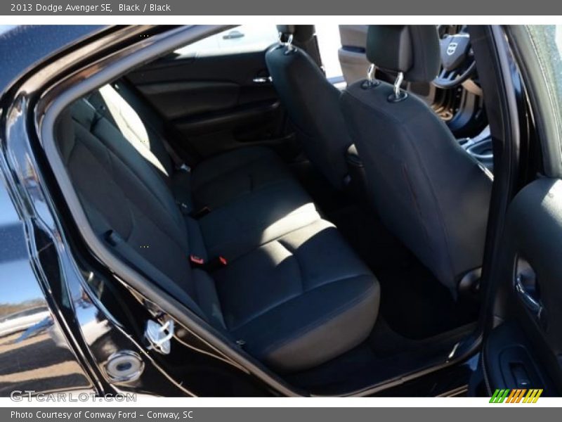 Black / Black 2013 Dodge Avenger SE