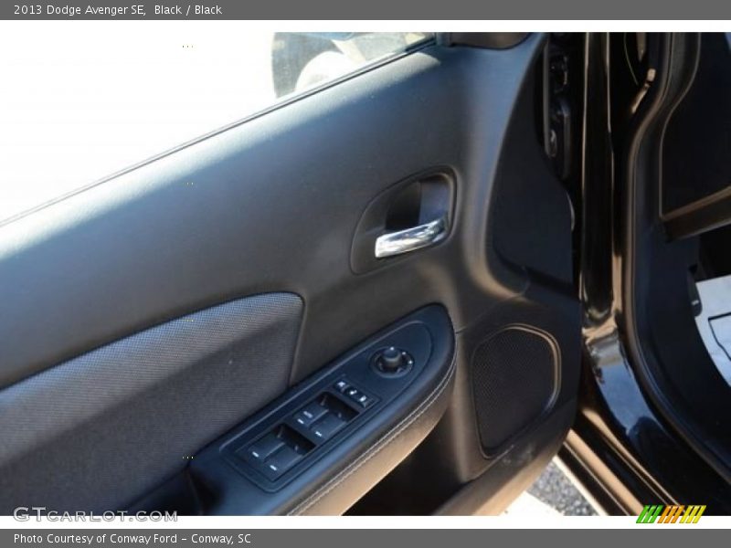 Black / Black 2013 Dodge Avenger SE