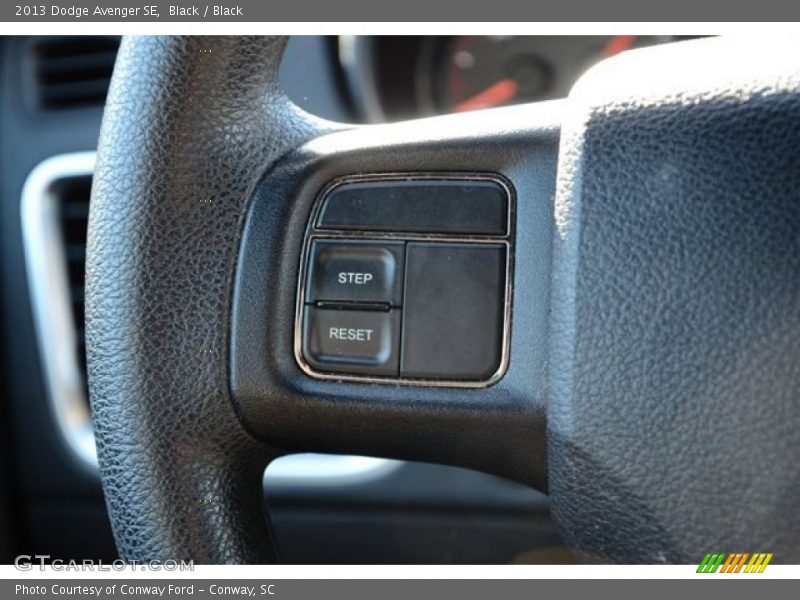 Black / Black 2013 Dodge Avenger SE