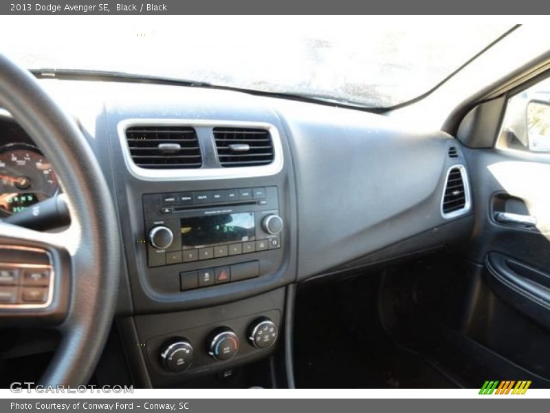 Black / Black 2013 Dodge Avenger SE