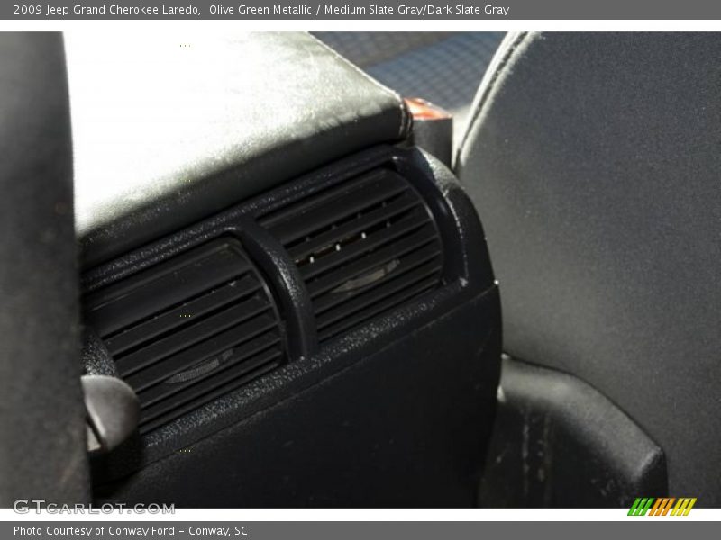 Olive Green Metallic / Medium Slate Gray/Dark Slate Gray 2009 Jeep Grand Cherokee Laredo