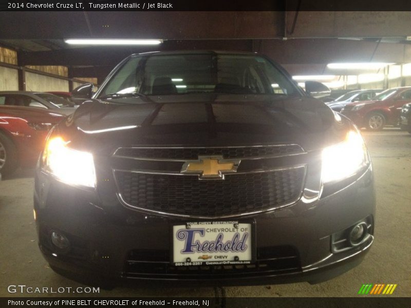 Tungsten Metallic / Jet Black 2014 Chevrolet Cruze LT