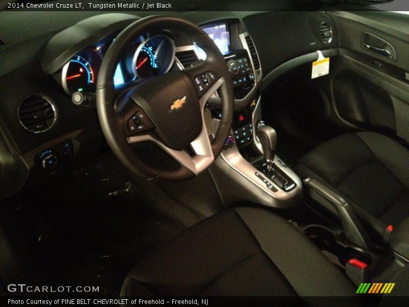 Tungsten Metallic / Jet Black 2014 Chevrolet Cruze LT