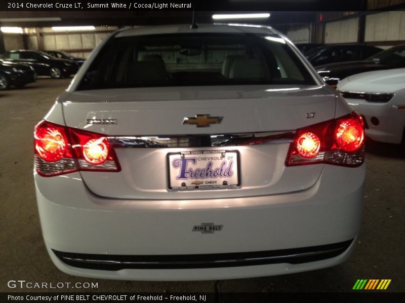 Summit White / Cocoa/Light Neutral 2014 Chevrolet Cruze LT