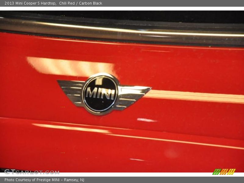 Chili Red / Carbon Black 2013 Mini Cooper S Hardtop