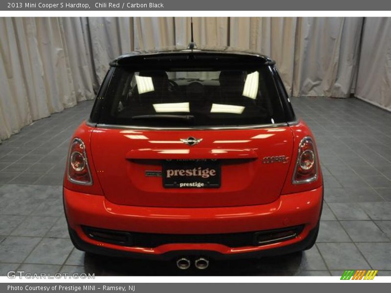 Chili Red / Carbon Black 2013 Mini Cooper S Hardtop