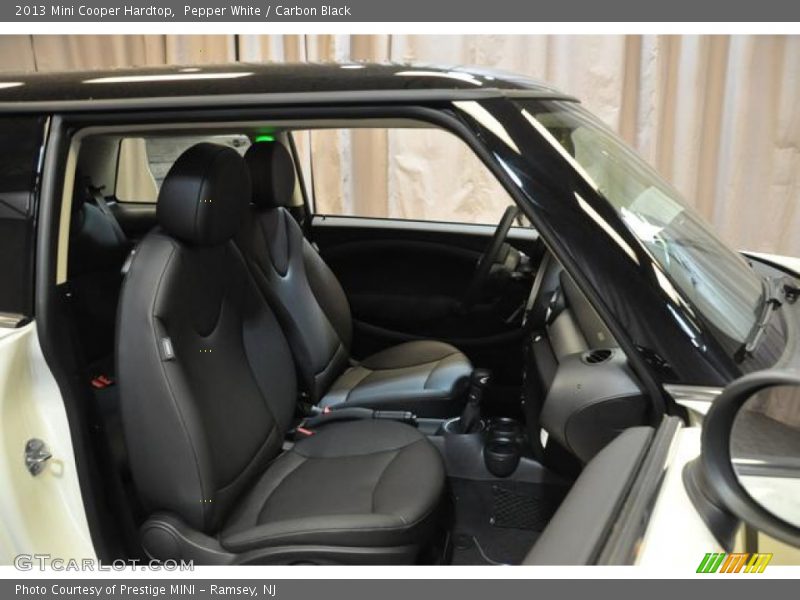 Pepper White / Carbon Black 2013 Mini Cooper Hardtop
