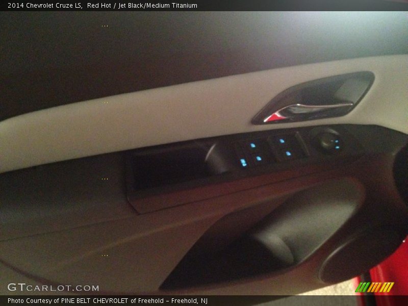 Red Hot / Jet Black/Medium Titanium 2014 Chevrolet Cruze LS
