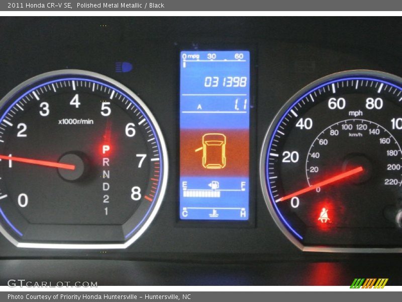 Polished Metal Metallic / Black 2011 Honda CR-V SE