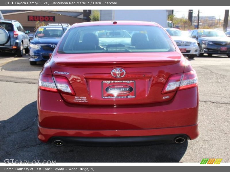 Barcelona Red Metallic / Dark Charcoal 2011 Toyota Camry SE V6