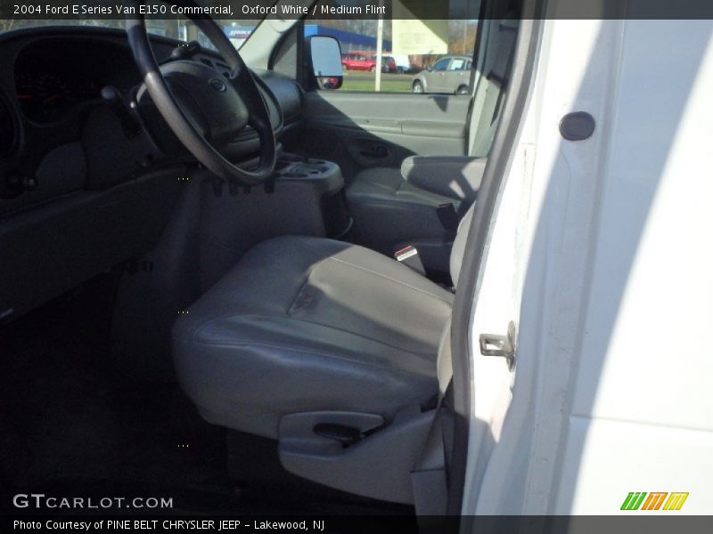 Oxford White / Medium Flint 2004 Ford E Series Van E150 Commercial