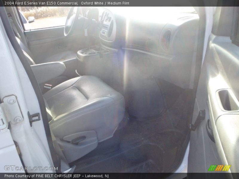 Oxford White / Medium Flint 2004 Ford E Series Van E150 Commercial