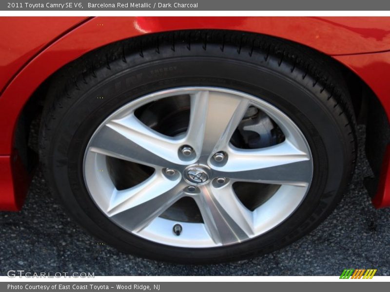 Barcelona Red Metallic / Dark Charcoal 2011 Toyota Camry SE V6