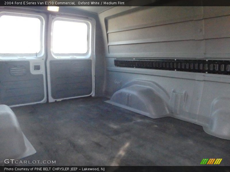 Oxford White / Medium Flint 2004 Ford E Series Van E150 Commercial
