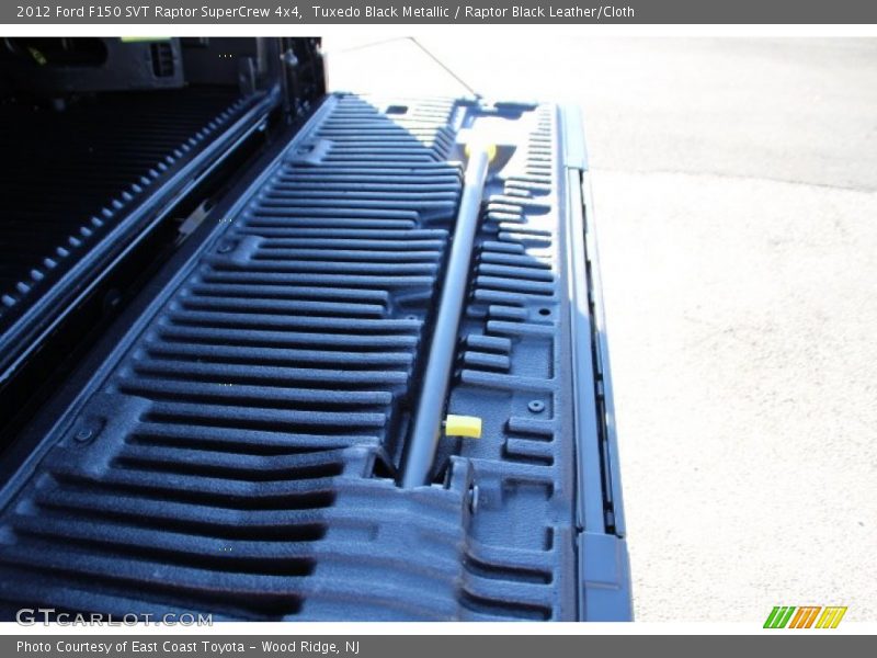 Tuxedo Black Metallic / Raptor Black Leather/Cloth 2012 Ford F150 SVT Raptor SuperCrew 4x4