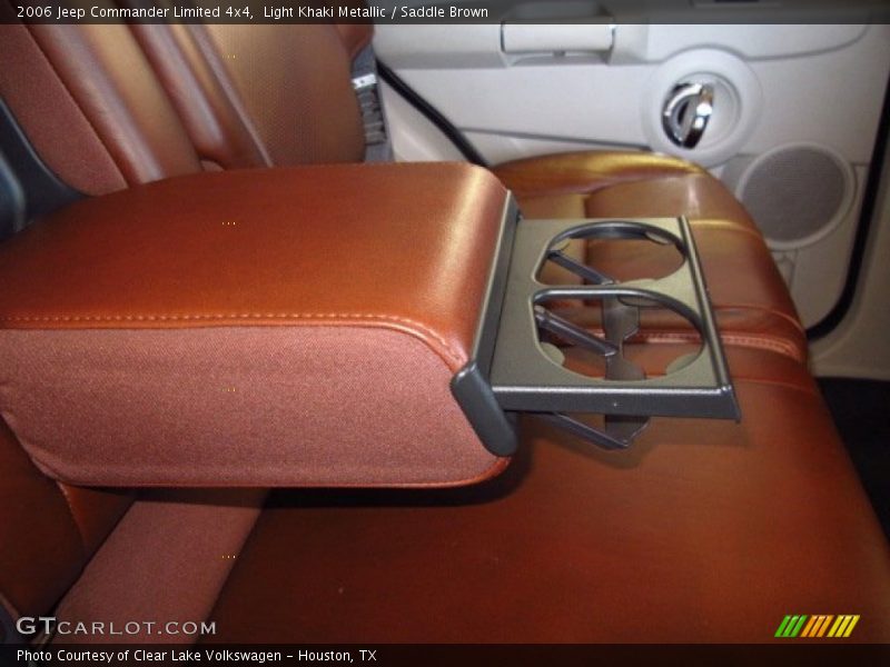Light Khaki Metallic / Saddle Brown 2006 Jeep Commander Limited 4x4