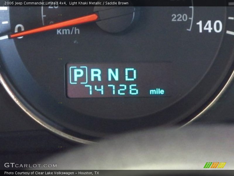 Light Khaki Metallic / Saddle Brown 2006 Jeep Commander Limited 4x4