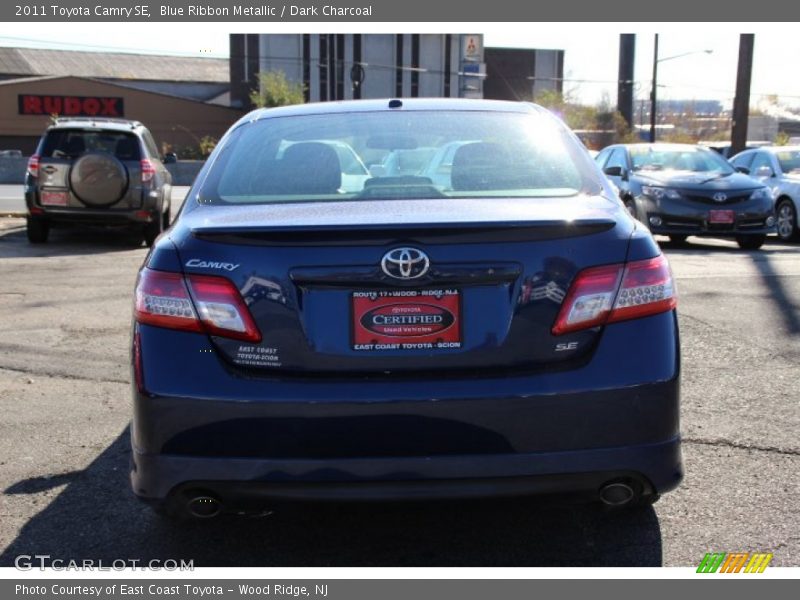 Blue Ribbon Metallic / Dark Charcoal 2011 Toyota Camry SE