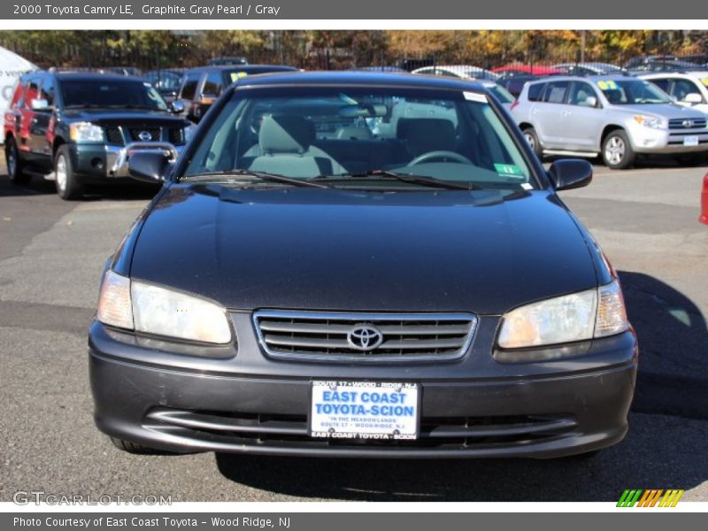 Graphite Gray Pearl / Gray 2000 Toyota Camry LE
