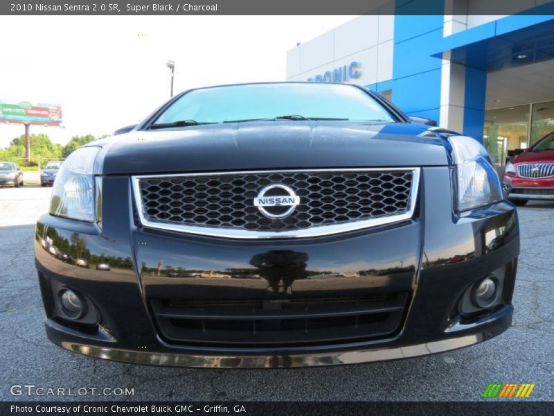 Super Black / Charcoal 2010 Nissan Sentra 2.0 SR