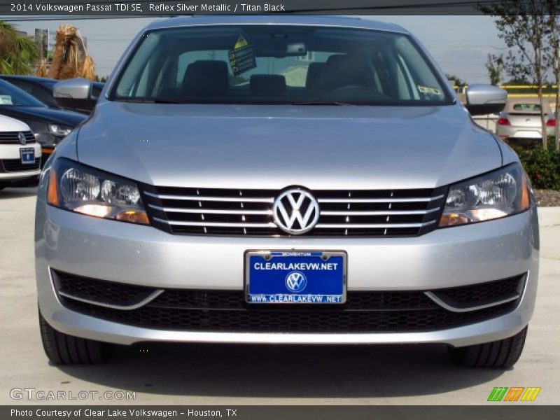 Reflex Silver Metallic / Titan Black 2014 Volkswagen Passat TDI SE