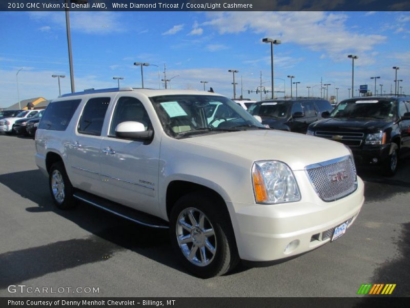 White Diamond Tricoat / Cocoa/Light Cashmere 2010 GMC Yukon XL Denali AWD