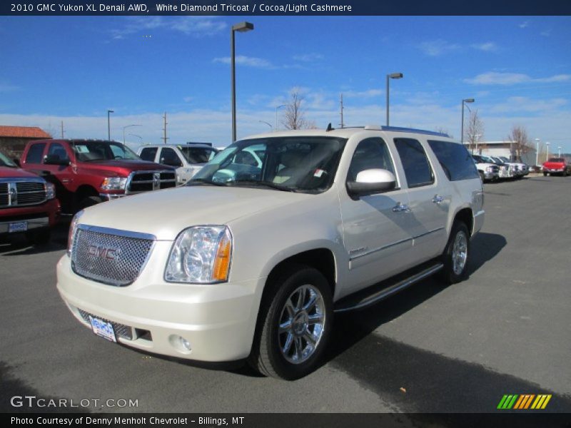 White Diamond Tricoat / Cocoa/Light Cashmere 2010 GMC Yukon XL Denali AWD