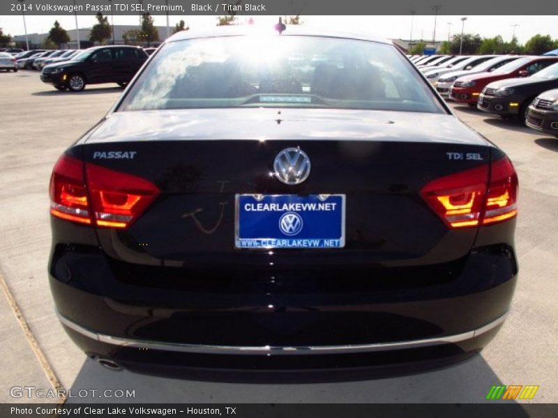 Black / Titan Black 2014 Volkswagen Passat TDI SEL Premium