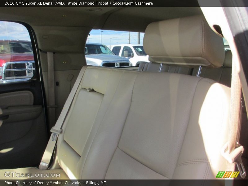 White Diamond Tricoat / Cocoa/Light Cashmere 2010 GMC Yukon XL Denali AWD