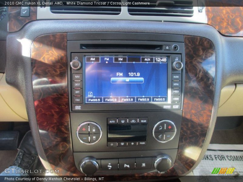 White Diamond Tricoat / Cocoa/Light Cashmere 2010 GMC Yukon XL Denali AWD