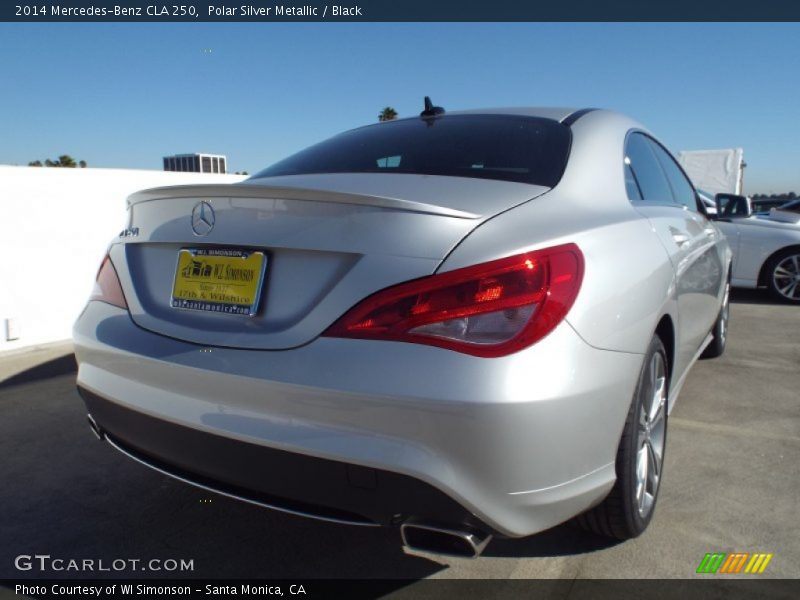 Polar Silver Metallic / Black 2014 Mercedes-Benz CLA 250