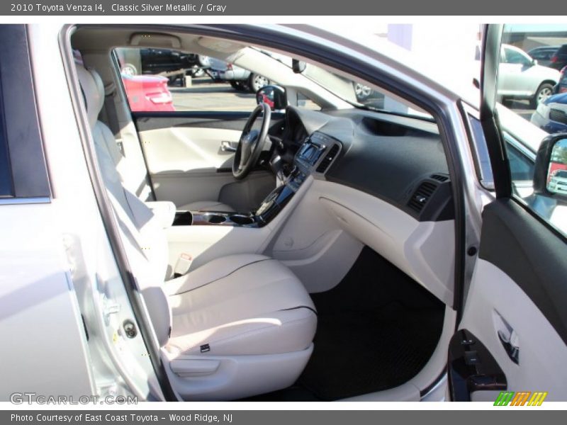 Classic Silver Metallic / Gray 2010 Toyota Venza I4