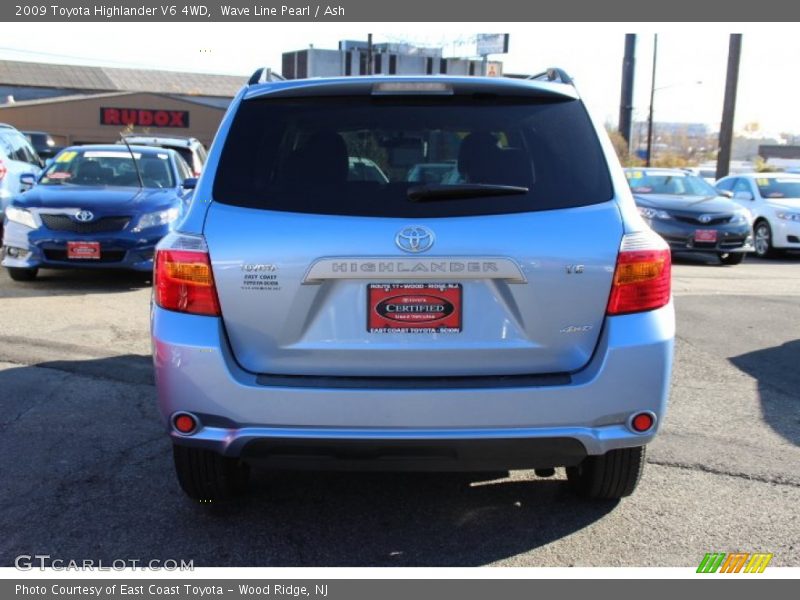 Wave Line Pearl / Ash 2009 Toyota Highlander V6 4WD