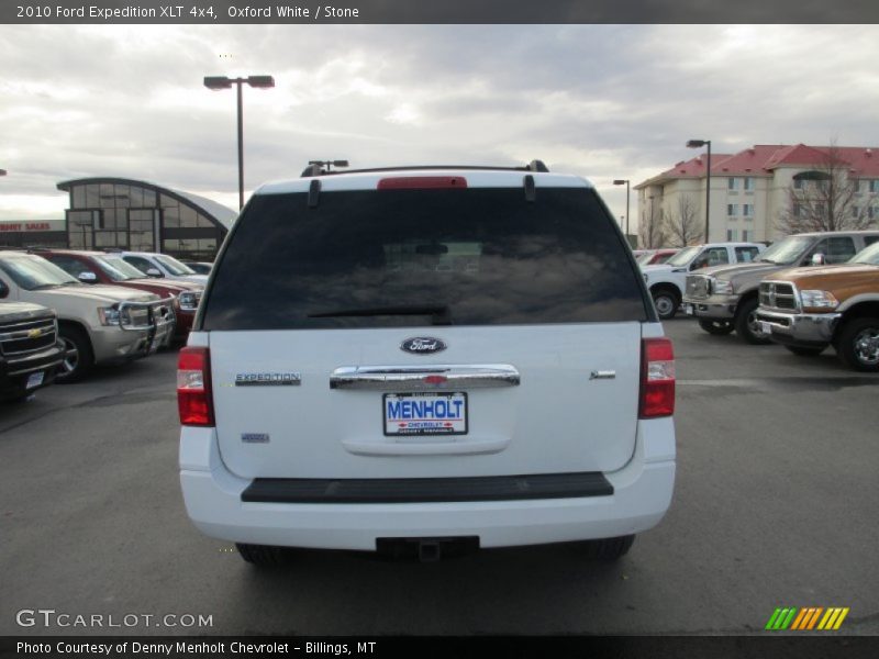 Oxford White / Stone 2010 Ford Expedition XLT 4x4