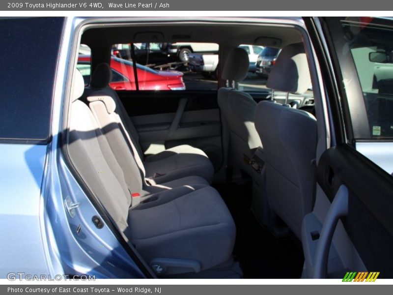 Wave Line Pearl / Ash 2009 Toyota Highlander V6 4WD