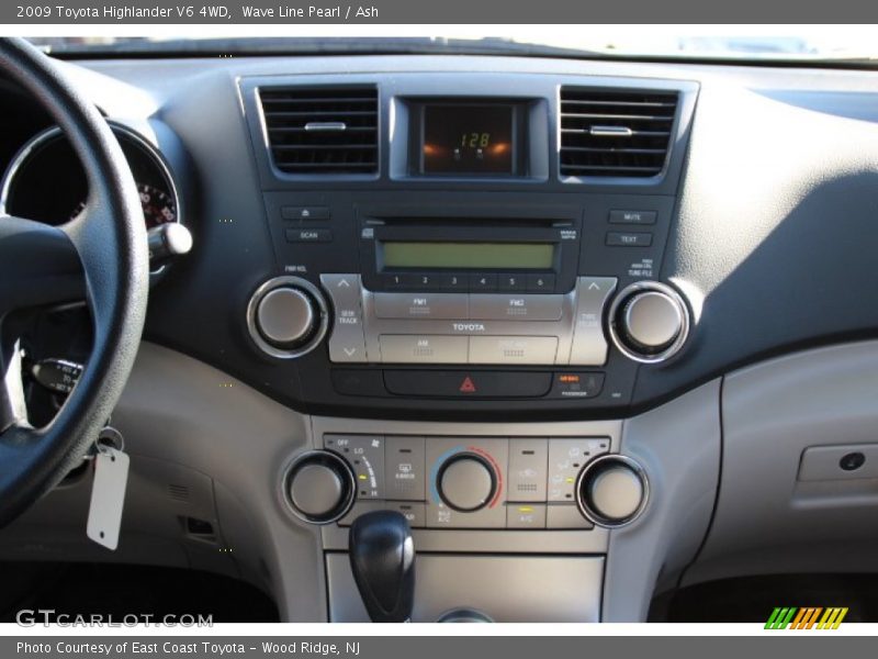 Wave Line Pearl / Ash 2009 Toyota Highlander V6 4WD
