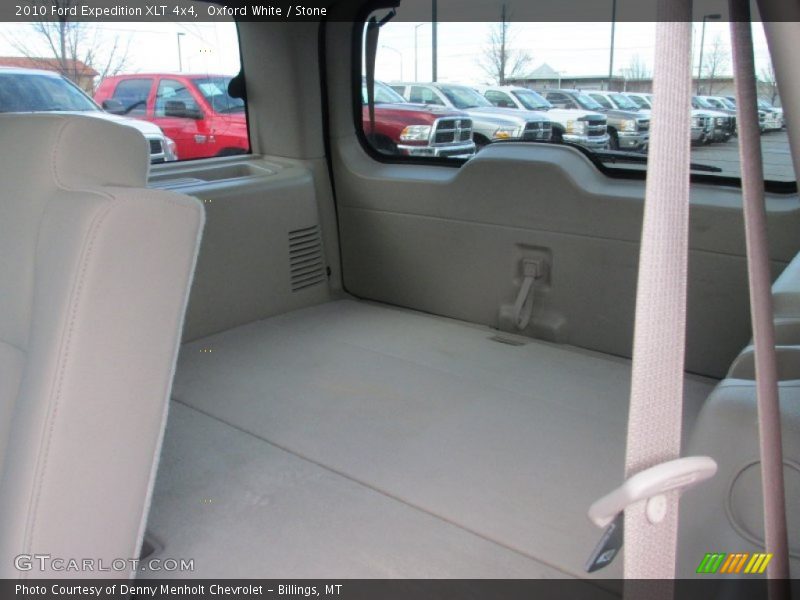 Oxford White / Stone 2010 Ford Expedition XLT 4x4
