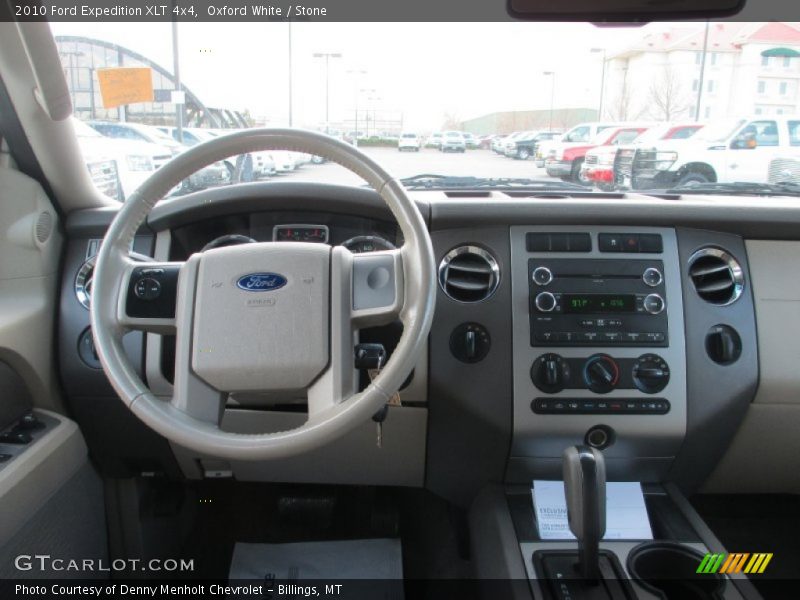 Oxford White / Stone 2010 Ford Expedition XLT 4x4