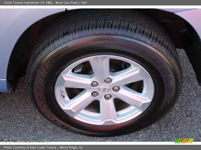 Wave Line Pearl / Ash 2009 Toyota Highlander V6 4WD