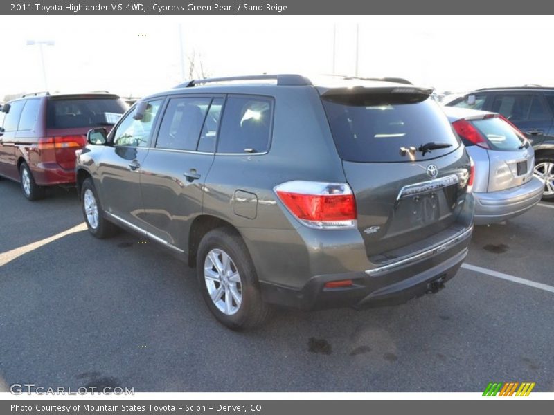 Cypress Green Pearl / Sand Beige 2011 Toyota Highlander V6 4WD