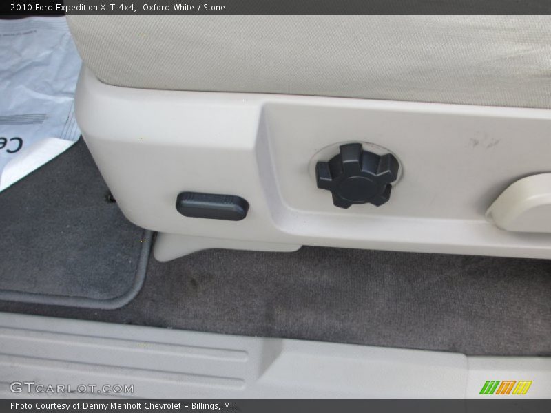 Oxford White / Stone 2010 Ford Expedition XLT 4x4
